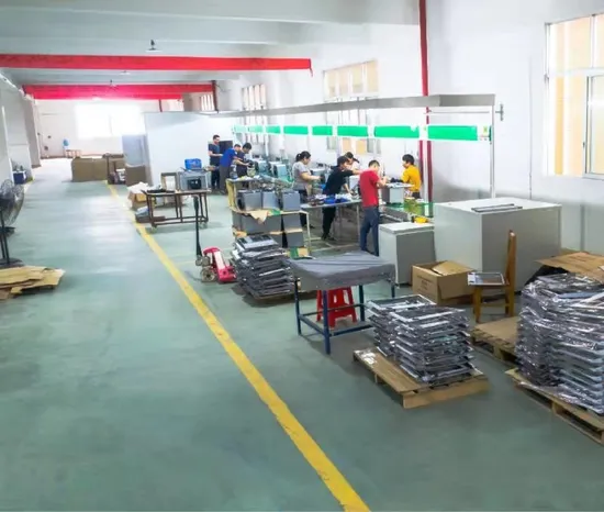 Кухня из нержавеющей стали в Восточной Азии для приготовления пищи на газовой плите с 2 конфорками